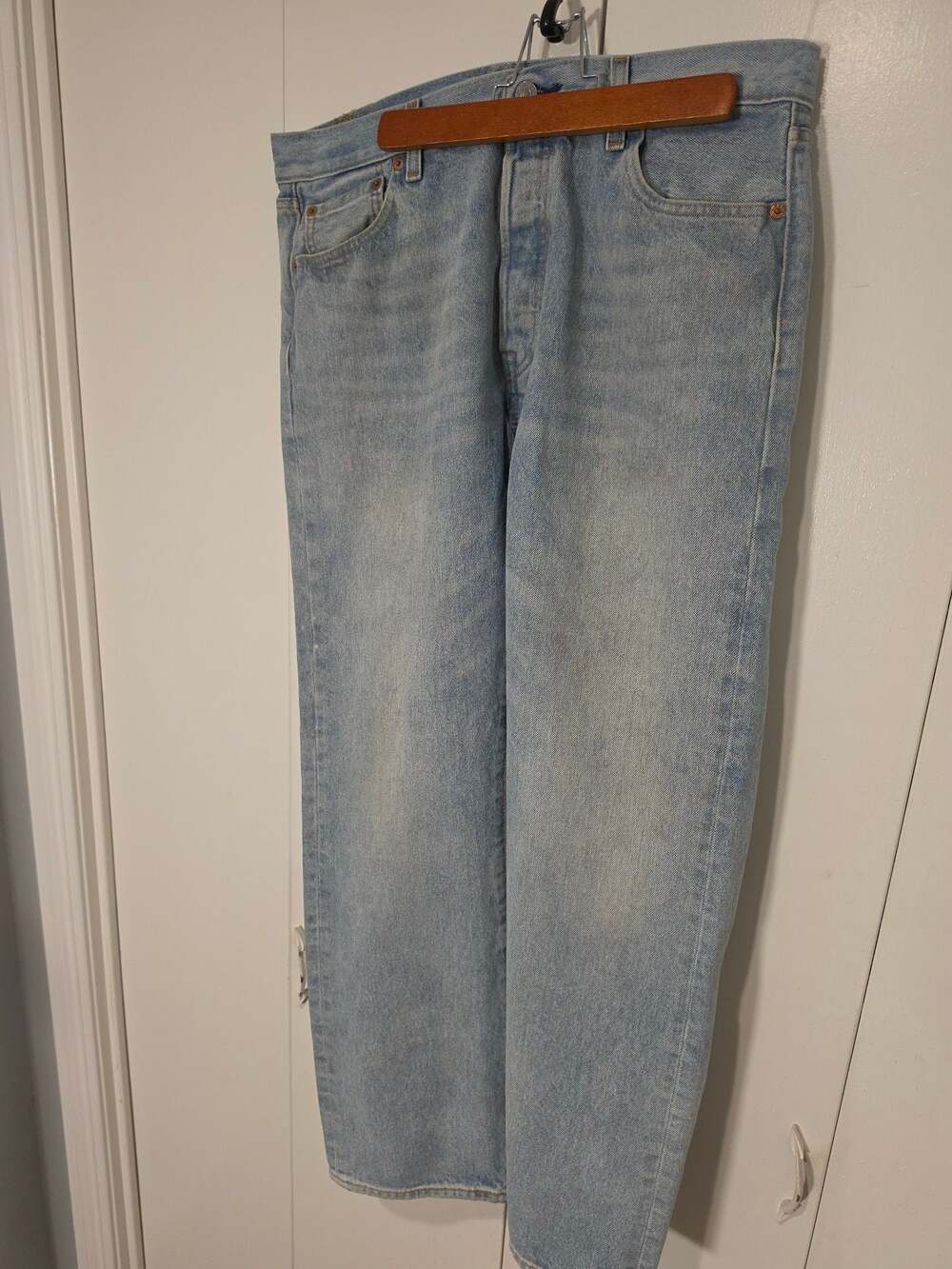 Levi's 501 Original Fit Button Fly Light Wash Denim Jeans